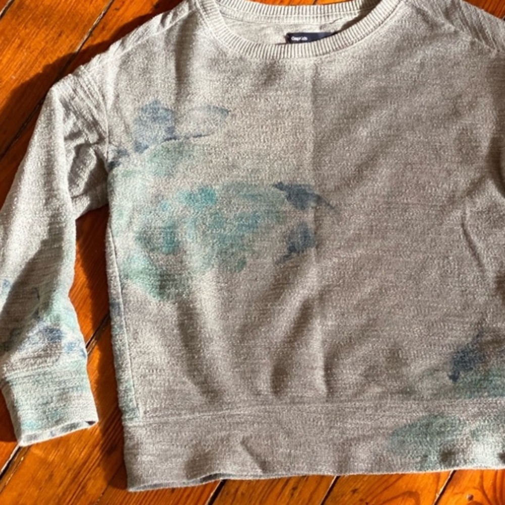 Gap Sweater Grey/Gray blue green abstract design Size Small 6/7